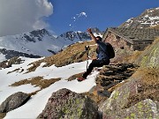 33 Candida e soffice neve, meglio lanciarla in cielo che pestarla forte per tracciare con fatica